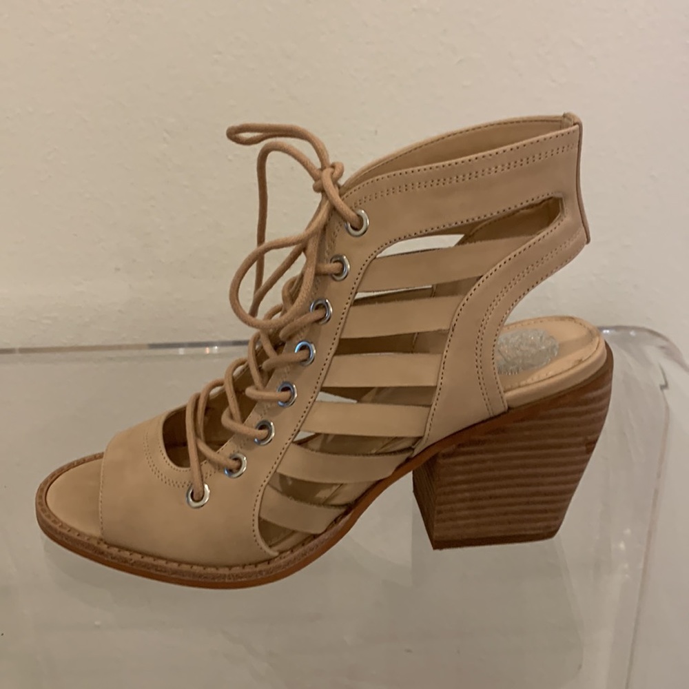 Vince Camuto natural lace-up caged sandals - Picture 2 of 8